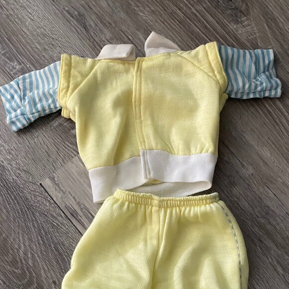 Cabbage Patch Kid Doll CLOTHES ONLY- Girl Sweat outfit- Vintage 1985 - Picture 3 of 5